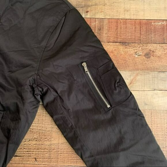 ASOS mens heavyweight padded bomber jacket in black with MA1 pocket - XL NWOTs - Picture 11 of 11